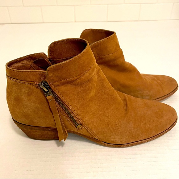 Sam Edelman suede booties 9 - Picture 1 of 6